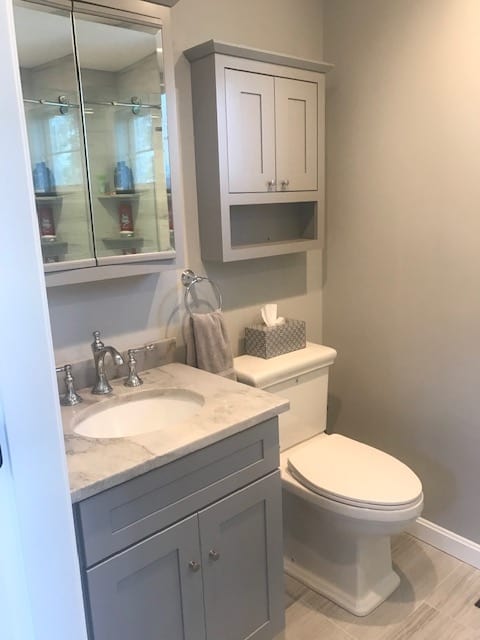 white and grey bathroom