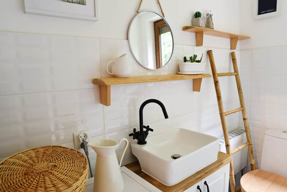 small bathroom renovation ideas for small spaces that need more storage or space for functioning while remodeling your home